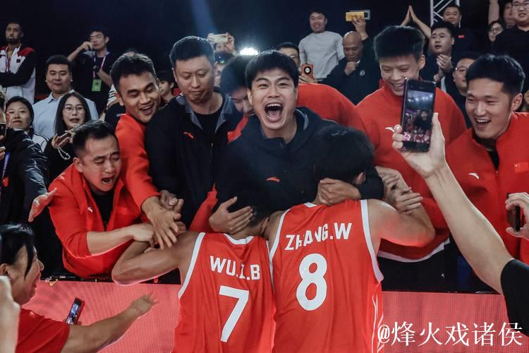 战胜美国队!中国男篮挺进U23三人篮球世界杯八强 战胜美国队!中国男篮挺进U23三人篮球世界杯八强